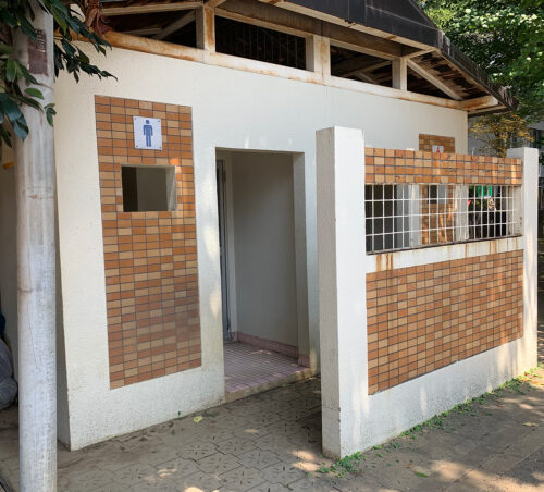 富士稲荷公園・公衆トイレ外観