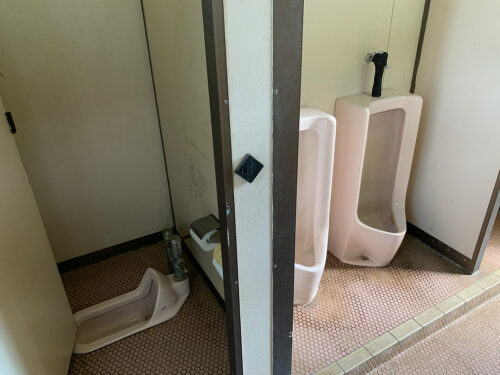 練馬はらっぱ公園・公衆トイレ内観